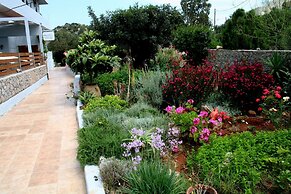 Naiades Almiros River Hotel