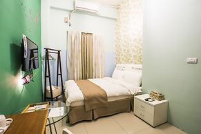 Railway Traveler B&B