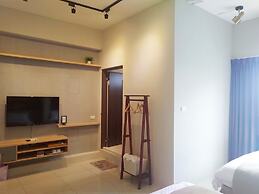 Railway Traveler B&B