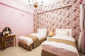 Railway Traveler B&B