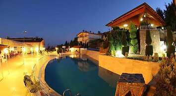 Uğurlu Termal Tatil Köyü