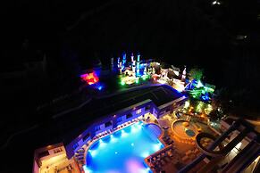 Uğurlu Termal Tatil Köyü