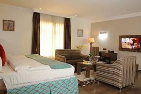 Grand Pela Hotels & Suites