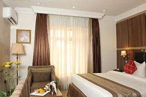 Grand Pela Hotels & Suites
