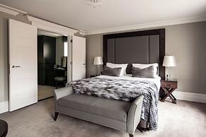 One Warwick Park Hotel