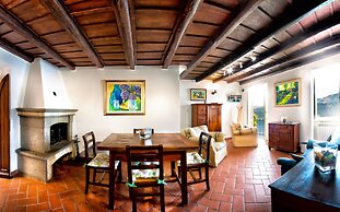 Atlantis Inn Castelgandolfo