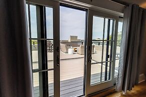 Newport Lofts - 194 Thames Street