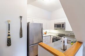 Newport Lofts - 194 Thames Street