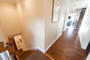 The Newport Lofts - 410 Thames Street