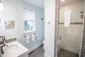 The Newport Lofts - 546 Thames Street