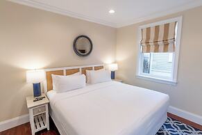 The Newport Lofts - 546 Thames Street