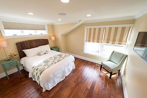 The Newport Lofts - 546 Thames Street