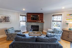 The Newport Lofts - 548 Thames Street