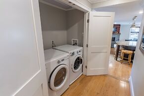 The Newport Lofts - 548 Thames Street