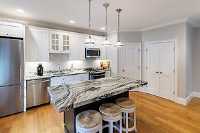 The Newport Lofts - 611 Thames Street