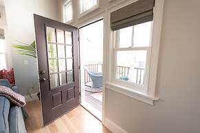 The Newport Lofts - 611 Thames Street