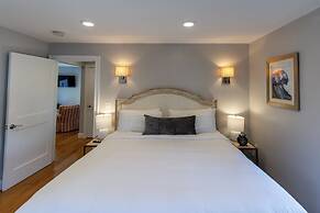 The Newport Lofts - 617 Thames Street