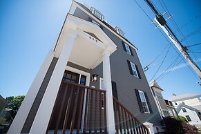 The Newport Lofts - 617 Thames Street