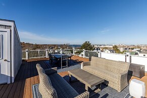 The Newport Lofts - 617 Thames Street