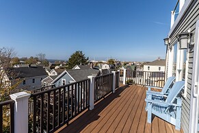 The Newport Lofts - 617 Thames Street