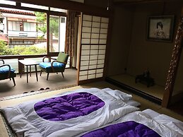 Maruka Ryokan