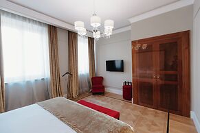 Grand Hotel Yerevan
