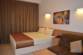Hayali Suites
