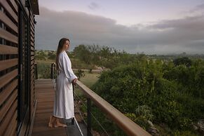 Founders Lodge by Mantis