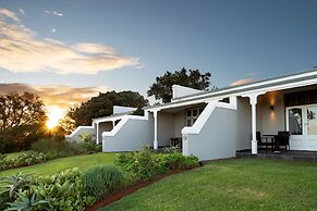 Founders Lodge by Mantis