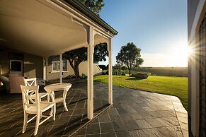 Founders Lodge by Mantis