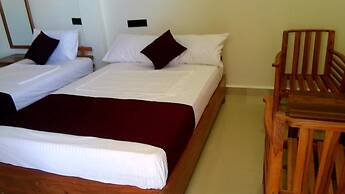 Luxury Everest Hotel