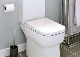 Luxury Everest Hotel