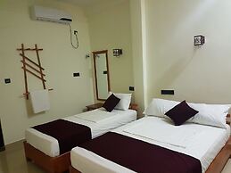 Luxury Everest Hotel