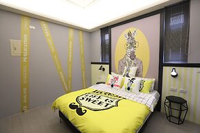 Happiness station B&B