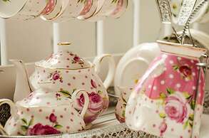 Happiness station B&B