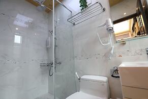 Happiness station B&B