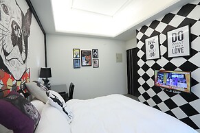 Happiness station B&B