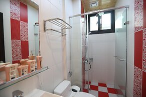 Happiness station B&B