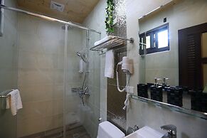 Happiness station B&B