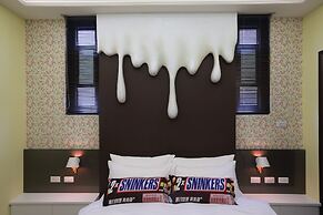 Happiness station B&B