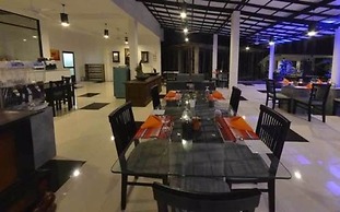 Flower Garden Eco Village