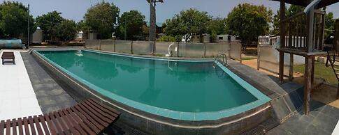 yala caravan village