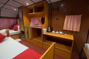 yala caravan village