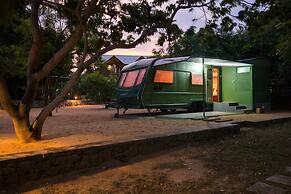 yala caravan village