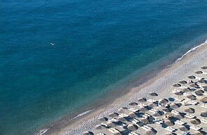 “Kiotari Miraluna Beach Resort”