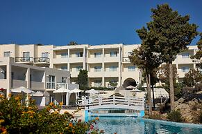 “Kiotari Miraluna Beach Resort”