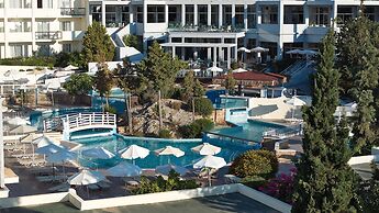 “Kiotari Miraluna Beach Resort”
