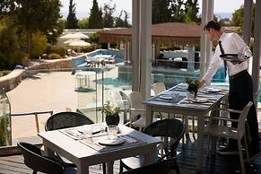 “Kiotari Miraluna Beach Resort”