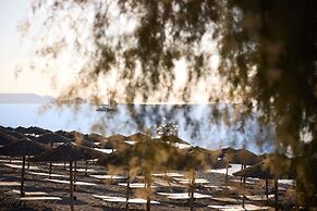 “Kiotari Miraluna Beach Resort”