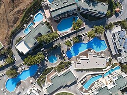 “Kiotari Miraluna Beach Resort”